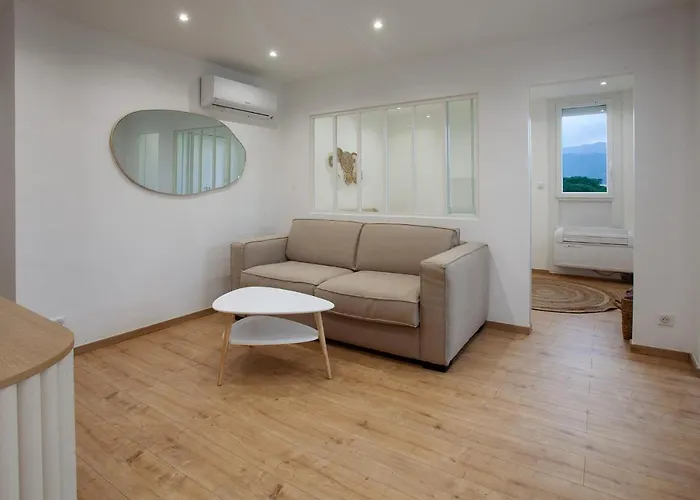 Apartment T2 Les Pieds Dans L'eau A